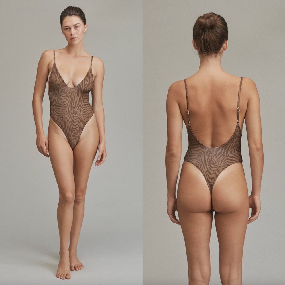 Acacia Bodywear Tavira Lining Bodysuit - Neutral Mares - V-Neck - Minimal Cut - Picture 4 of 10